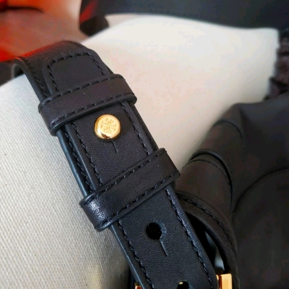 AUTH. TORY BURCH SADDLE CROSSBAG - Picture 4 of 8